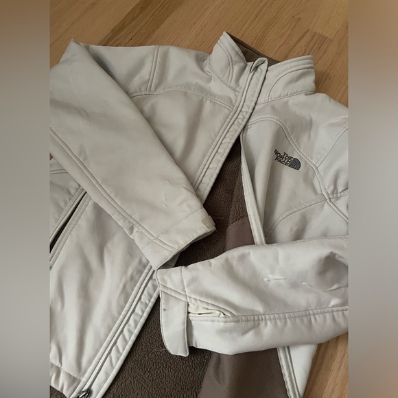 The north face jacket - Picture 6 of 7